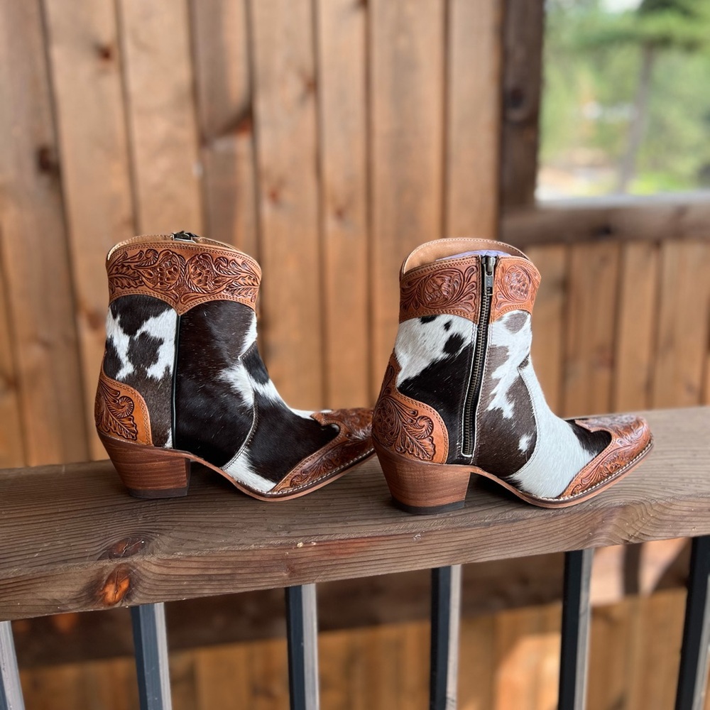 💯Hand Tooled Leather Genuine Cowhide Women Bootie Boot Boho Western Shoe ankle - Picture 15 of 16